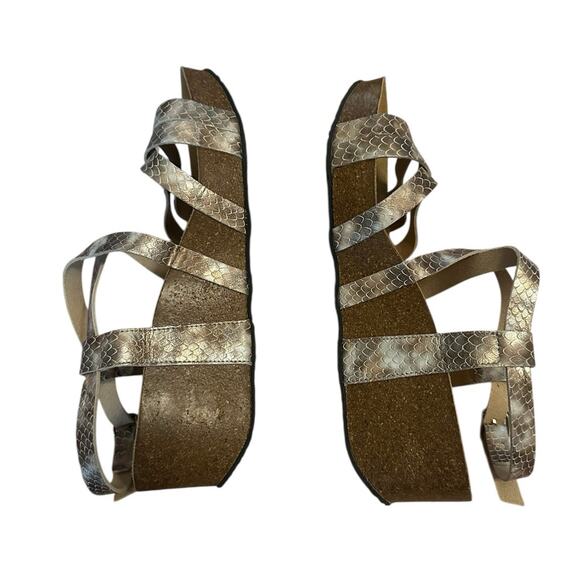 Women 41 10 Plakton Platform Wedge Sandals Shoes Strappy Leather Gold Print - Picture 6 of 8